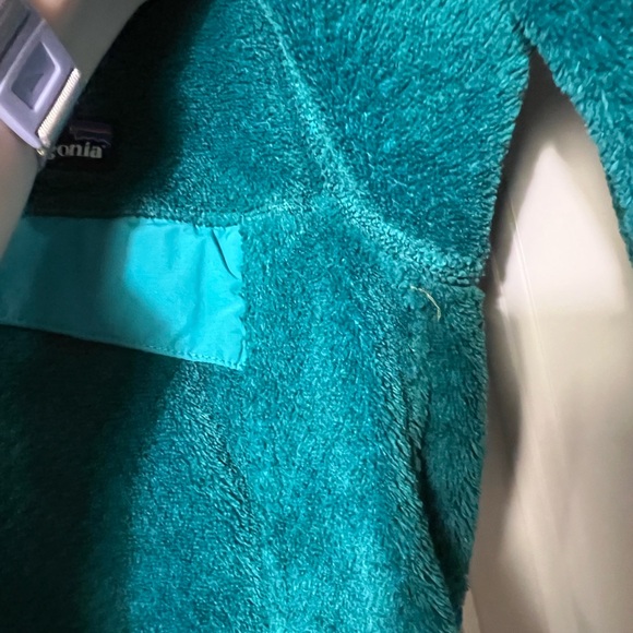 Patagonia Teal Fleece Women’s Pullover - Picture 3 of 4
